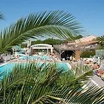 Ξενοδοχείο Douce Quietude 5*