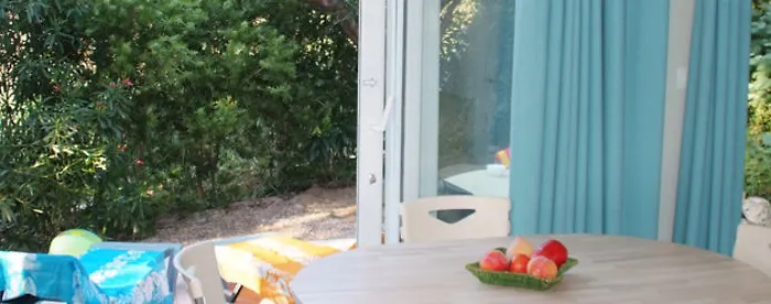 Douce Quietude Отель Сен-Рафаэль